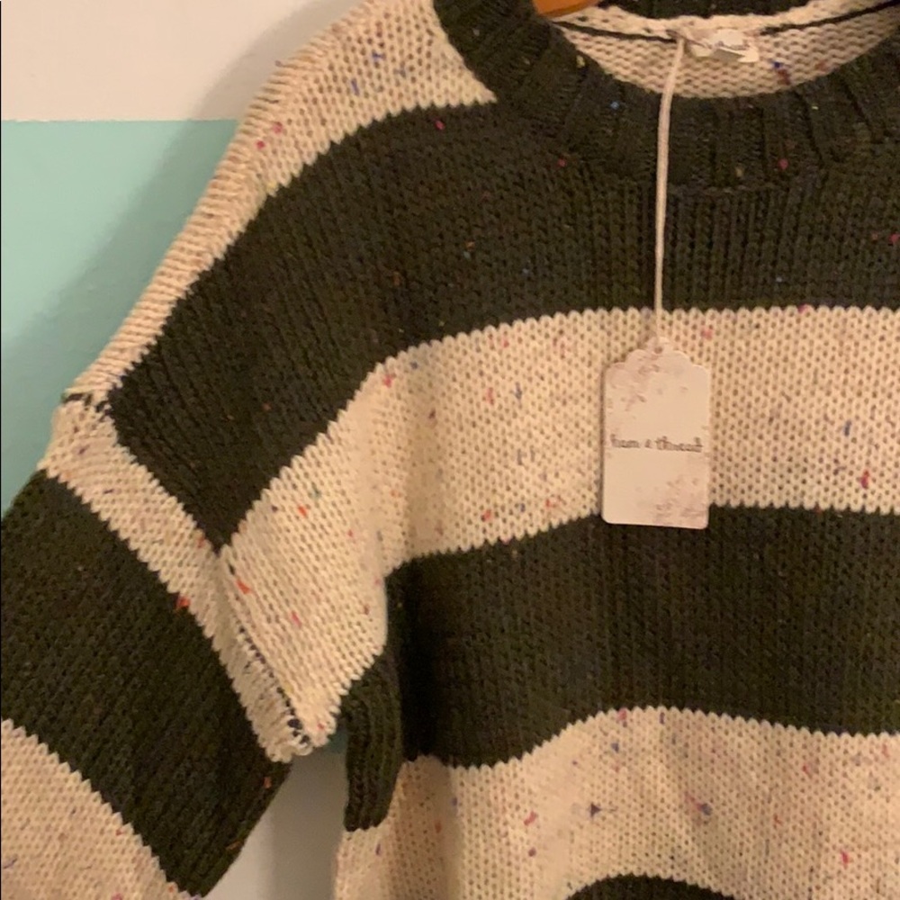 Hem & Thread woven sweater - Picture 6 of 10